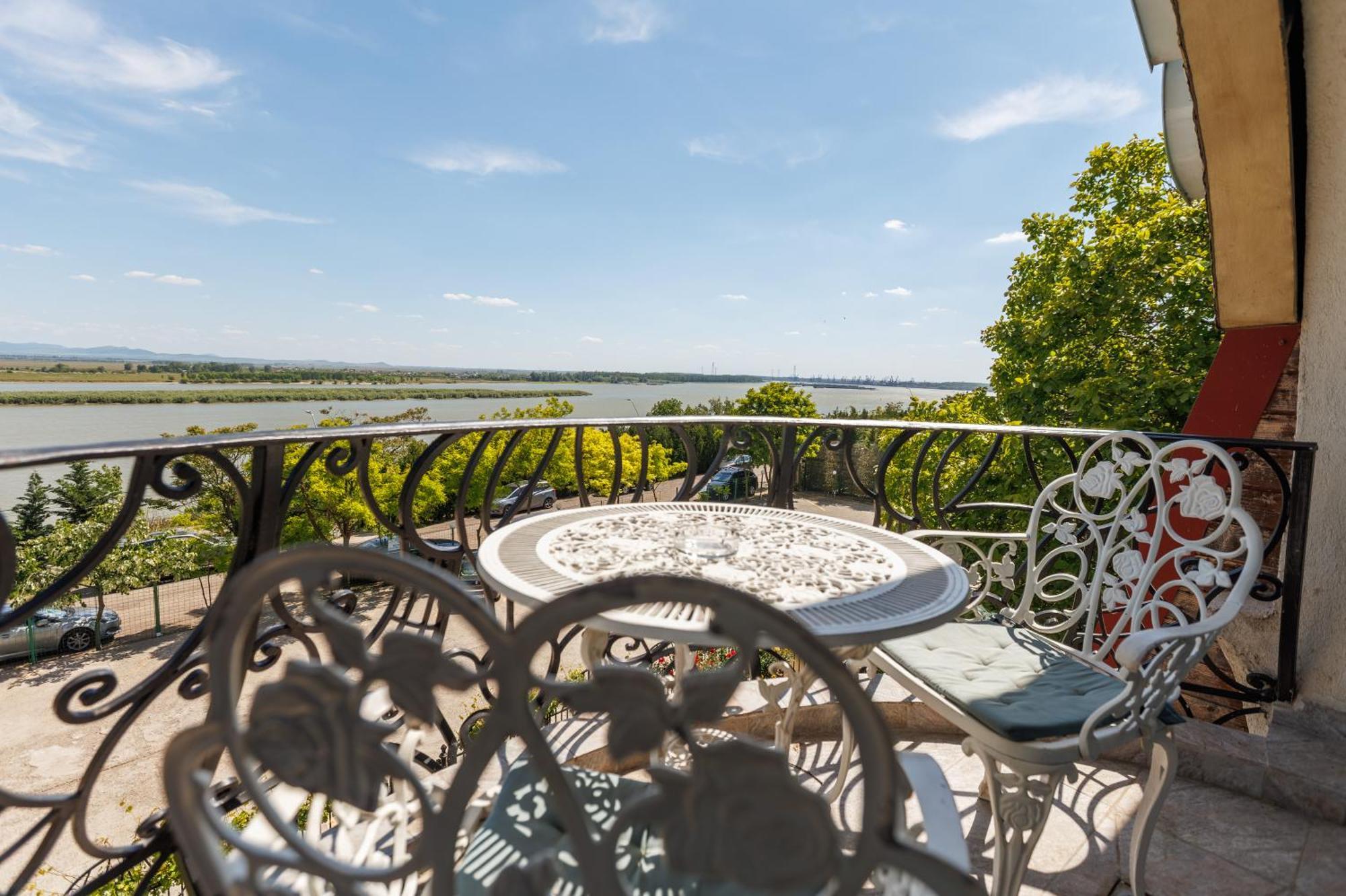 Vila Belvedere Galati  Ngoại thất bức ảnh